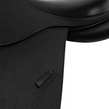 Silla de salto "CUERO MARTILLADO" de EQUESTRO