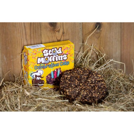 Golosinas "CELEBRATION CAKE" de STUD MUFFINS
