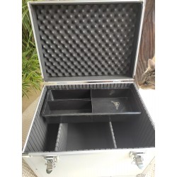Caja de Aluminio Pequeña Showmaster de Zaldi 2