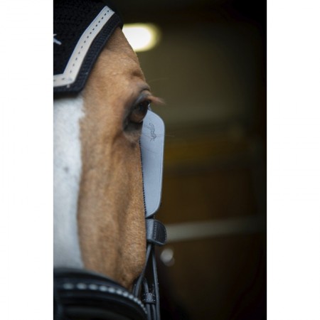 Blinkers Anteojeras de PENELOPE LEPREVOST