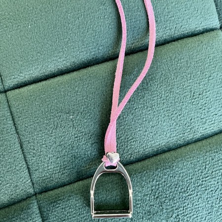 Collar con Estribo de Bellahorse