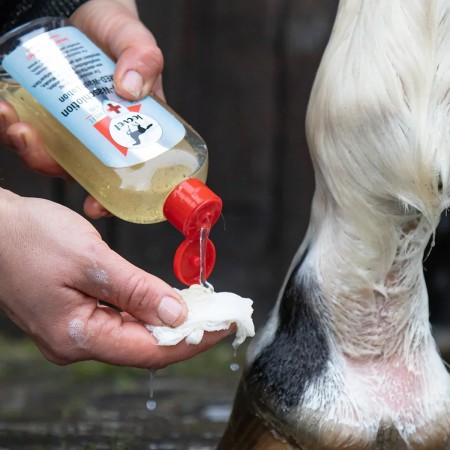 Loción "First Aid Med-Wash" de LEOVET