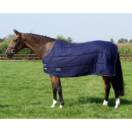 Oferta de Bajomanta de 100g de Q-ESSENTIALS Azul Marino Talla 115cm Poni