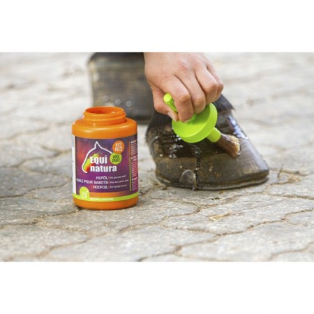 Aceite para cascos con pincel Equinatura