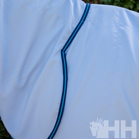 Manta de verano "HOODY" con cubrecuello de AMIGO
