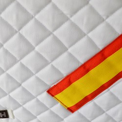 Mantilla con bandera española de HH 2
