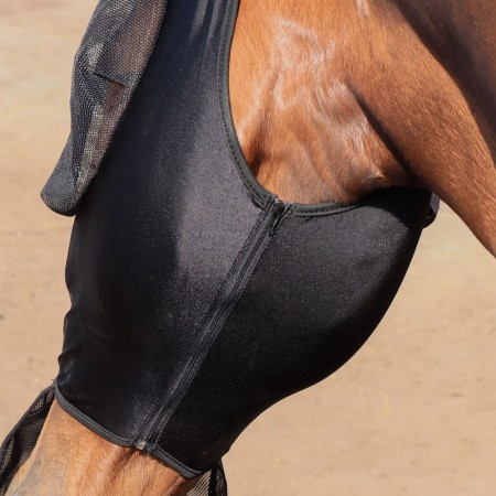 Máscara antimoscas "SKINFIT" con protector nasal de HARRY'S HORSE